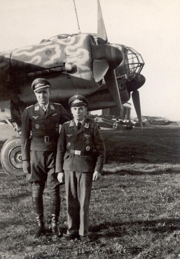 (1) Major Hellmuth Orlowski &#38; Ofw Albert Kelbch x3